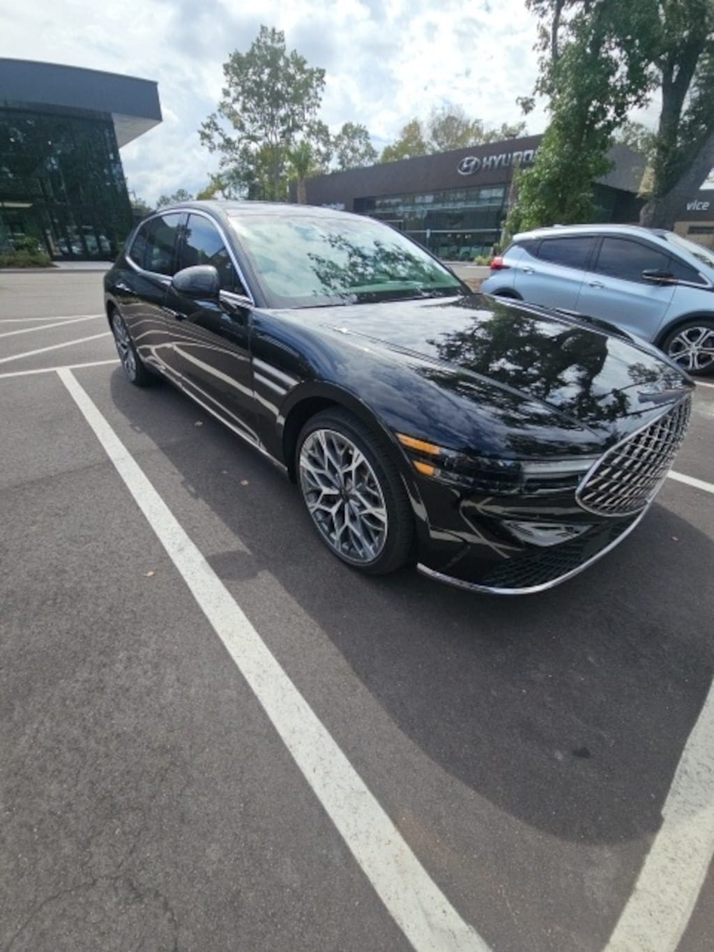 Used 2025 Genesis G90 3.5T e-SC MHEV AWD Sedan