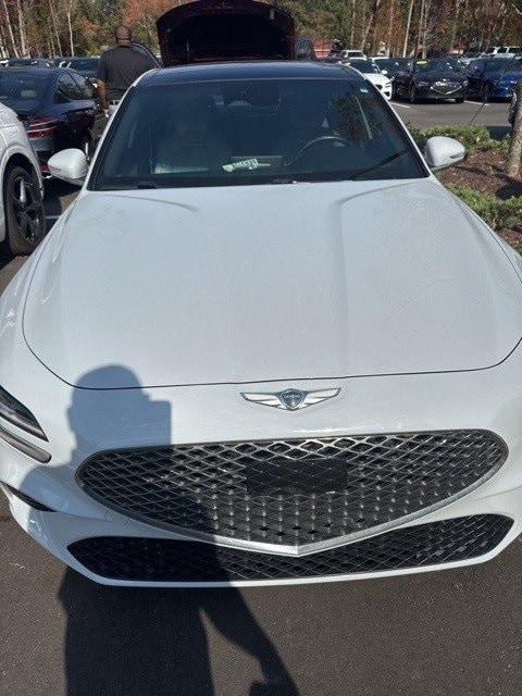 2022 GENESIS G70 Standard's photo