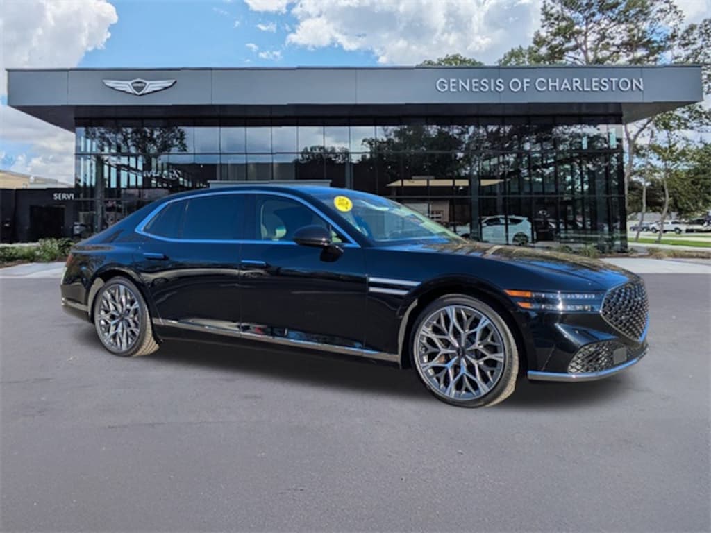 Used 2025 Genesis G90 3.5T e-SC MHEV AWD Sedan