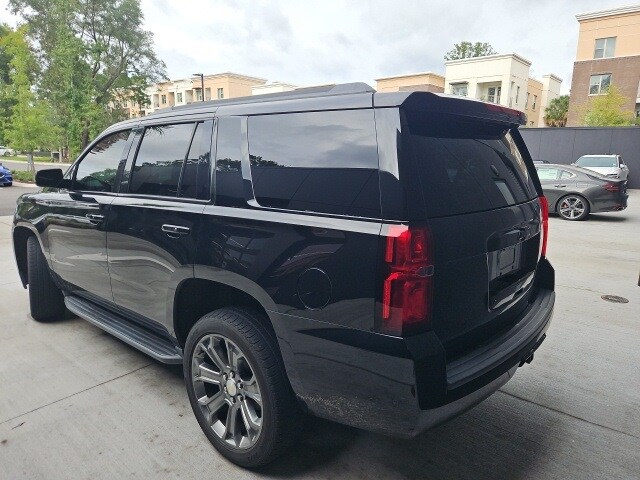 2018 Chevrolet Tahoe LT photo 2