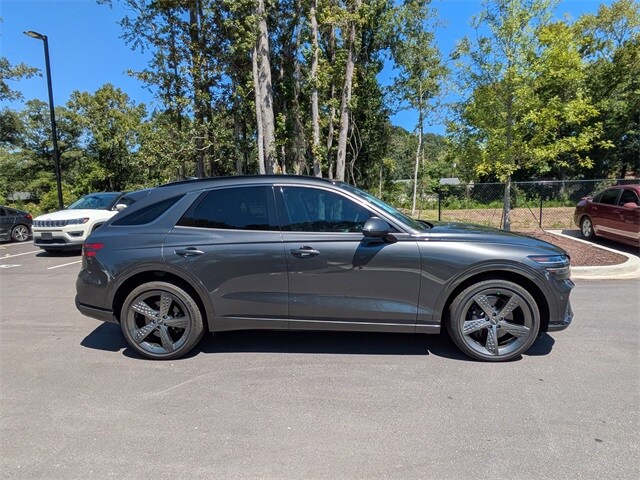 2024 Genesis GV70 3.5T Sport photo 2