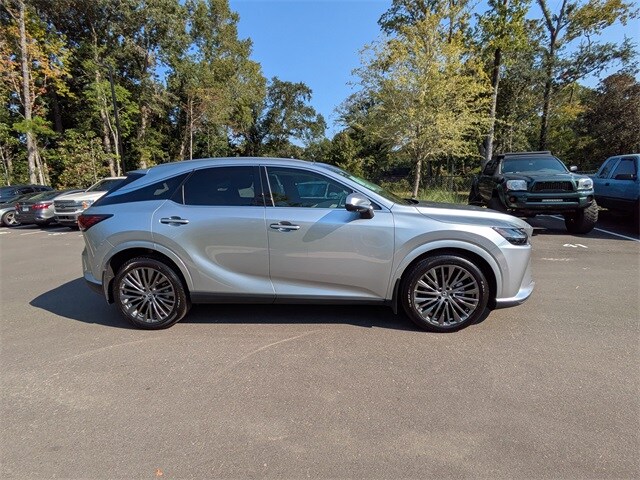 2024 Lexus RX 350 Luxury photo 3