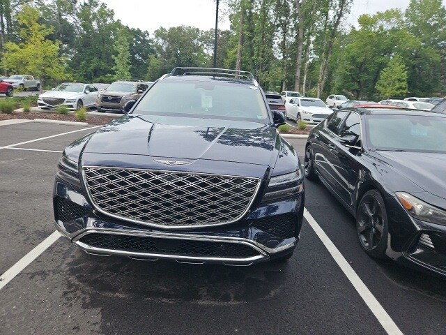 2025 Genesis GV80 3.5T Prestige AWD photo 2