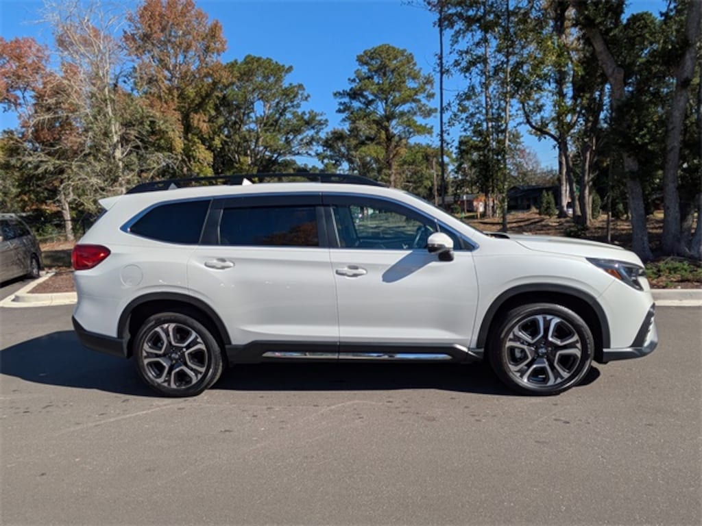 Used 2023 Subaru Ascent Limited 8-Passenger SUV