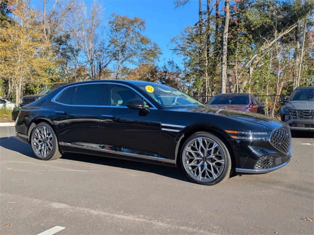Used 2025 Genesis G90 3.5T e-SC MHEV AWD Sedan