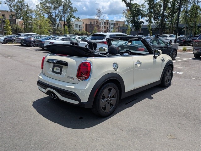 2022 Mini Cooper Convertible S photo 3