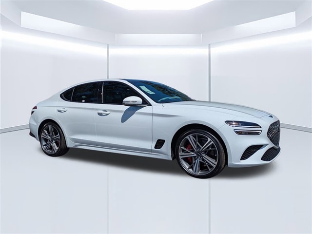 2024 GENESIS G70 Standard's photo