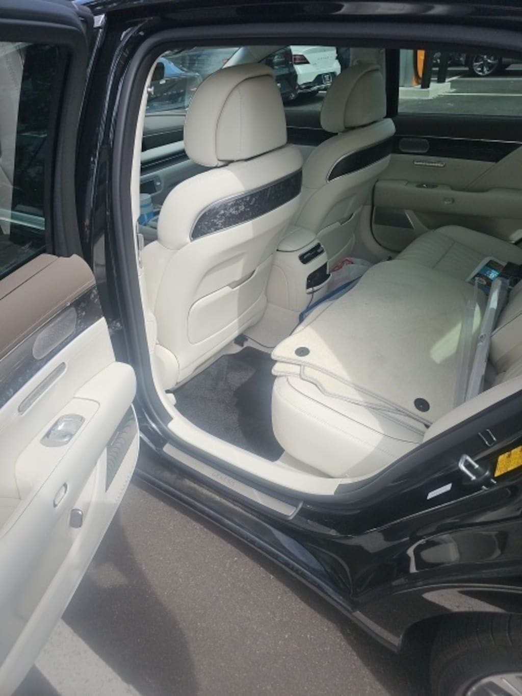 Used 2025 Genesis G90 3.5T e-SC MHEV AWD Sedan