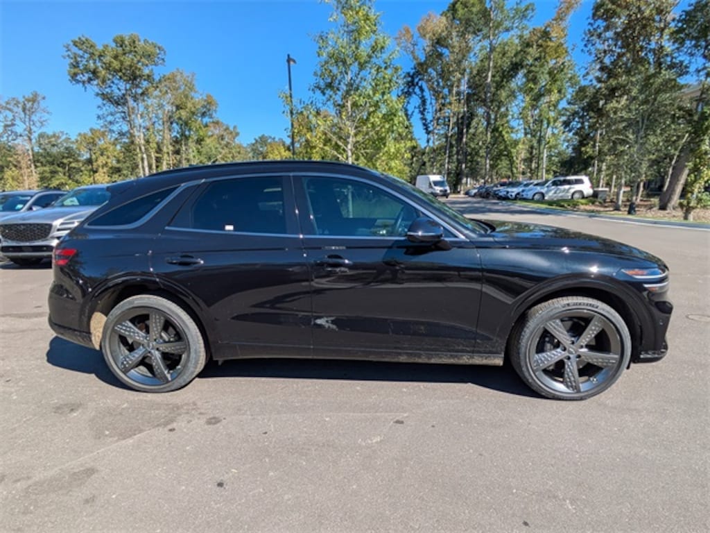 Used 2024 Genesis GV70 SUV