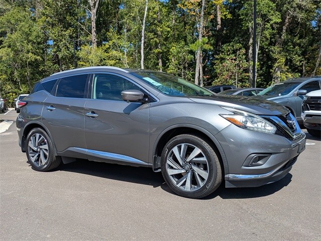2017 Nissan Murano Platinum photo 2