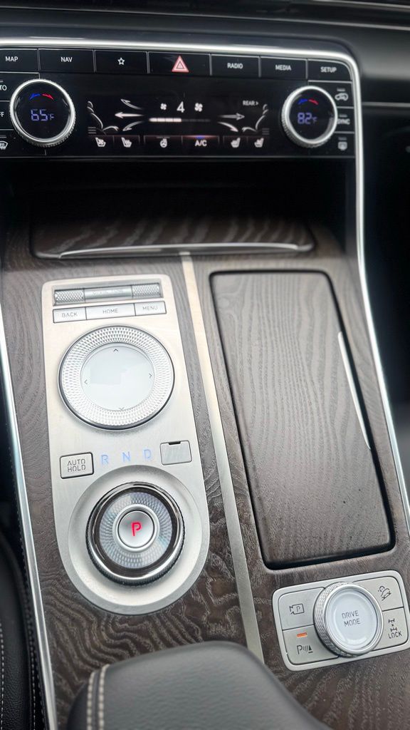 2021 GENESIS GV80 - Photo 16