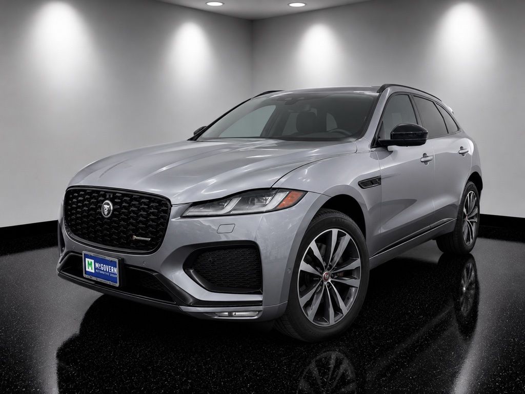 2024 Jaguar F-PACE P250 R-Dynamic S's photo