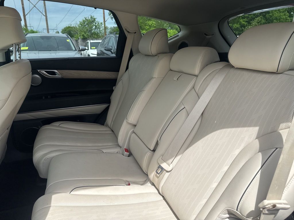 2024 GENESIS GV80 - Photo 17