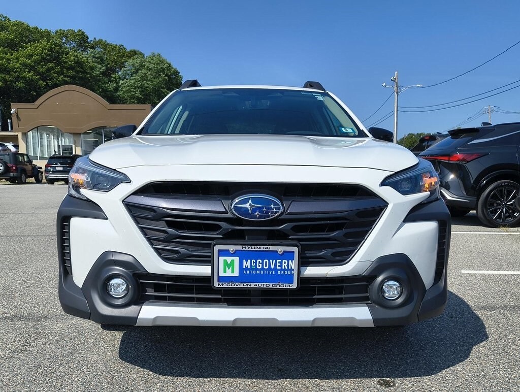 2025 Subaru Outback Limited XT photo 2