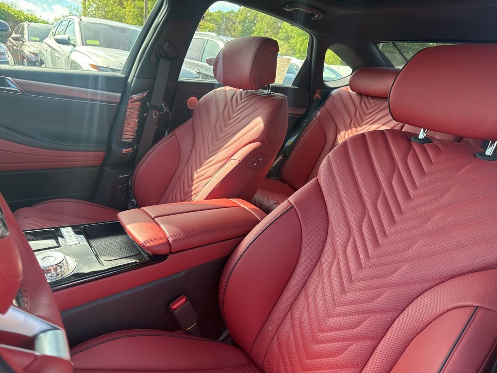 2025 GENESIS G80 Sport Advanced - Photo 14