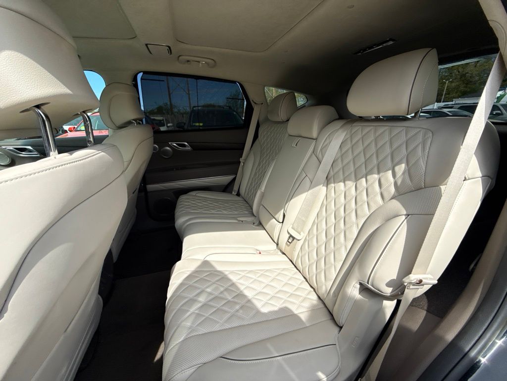 2024 GENESIS GV80 - Photo 17