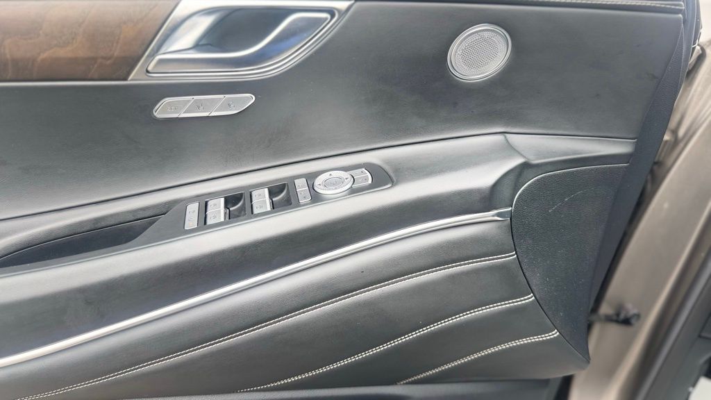 2021 GENESIS GV80 - Photo 19