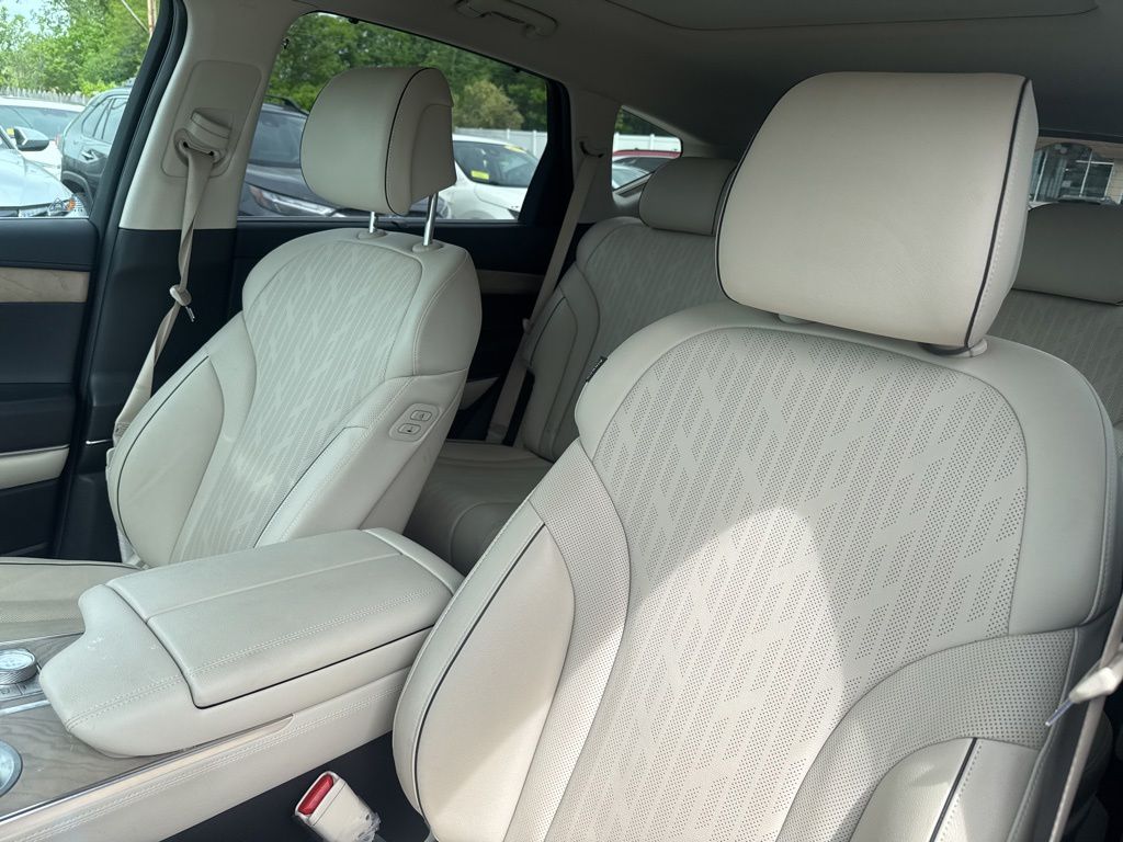 2024 GENESIS GV80 - Photo 15