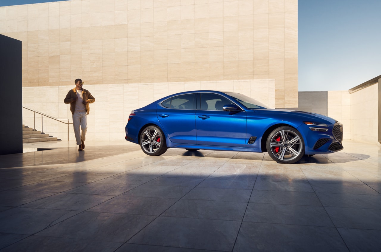  Man with Genesis G70