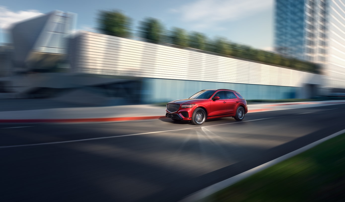  Genesis GV70 on the highway