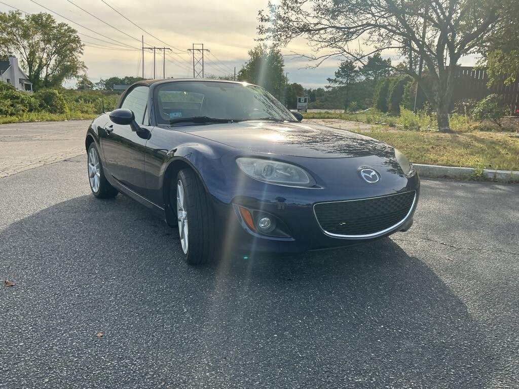 2010 Mazda MX-5 Miata Miata Grand Touring photo 3