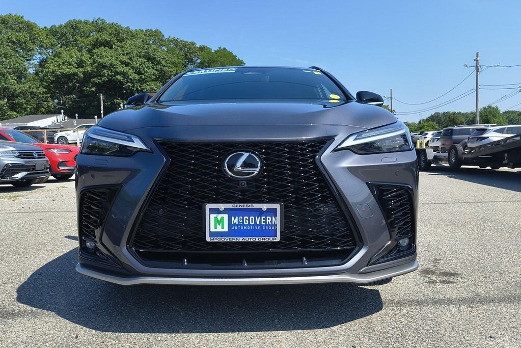 2024 Lexus NX 450h+ F SPORT Handling photo 2