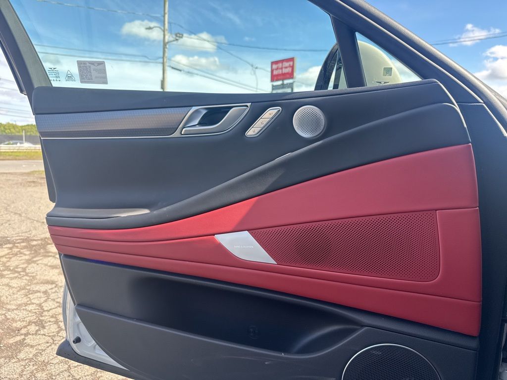 2025 GENESIS G80 Sport Advanced - Photo 13