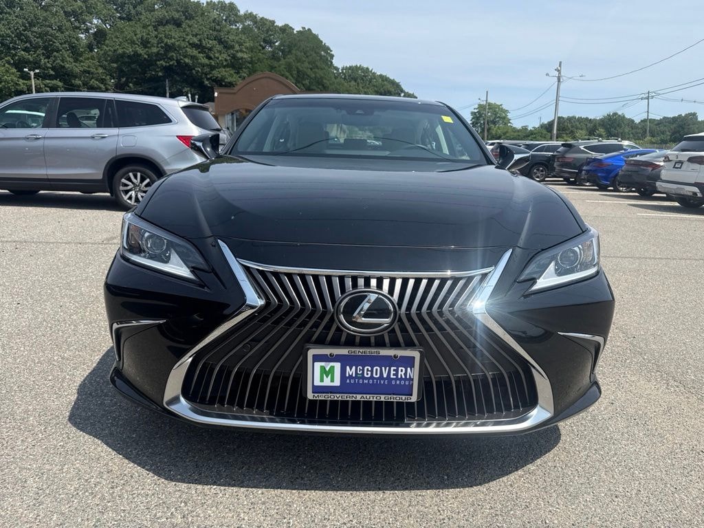 Used 2021 Lexus ES 350 Sedan