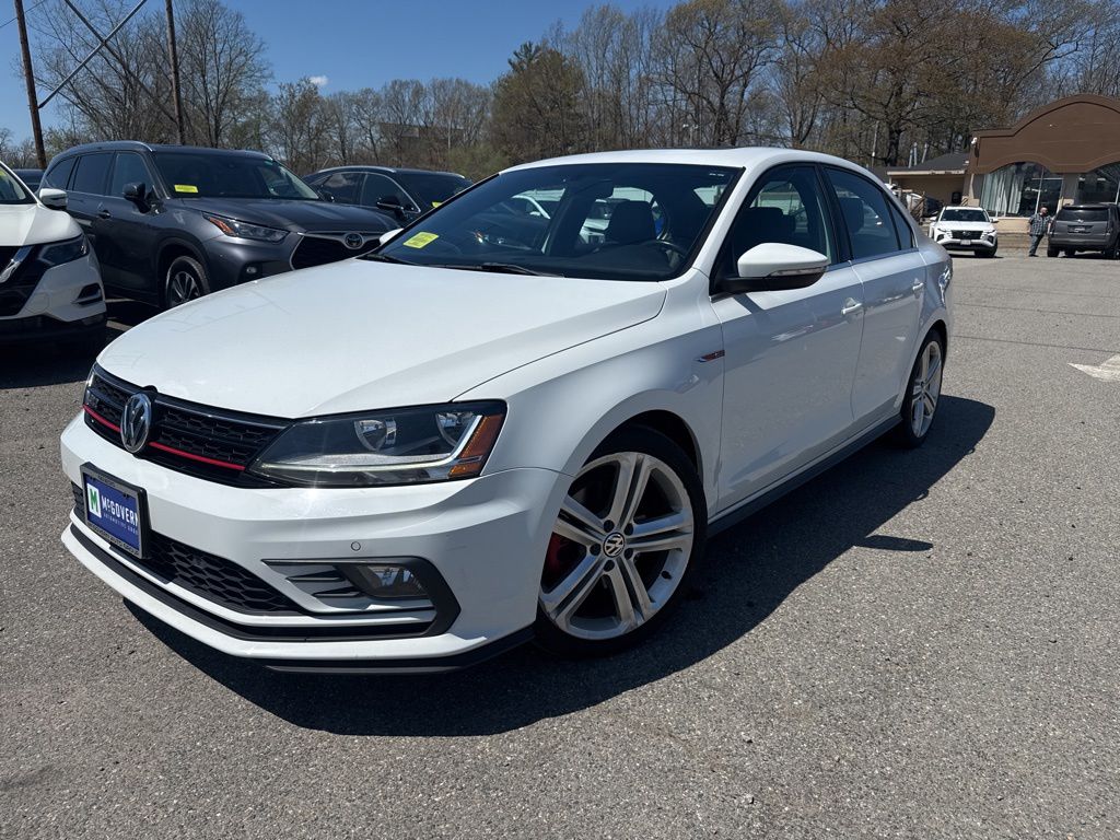 2017 Volkswagen Jetta 2.0T GLI Auto's photo