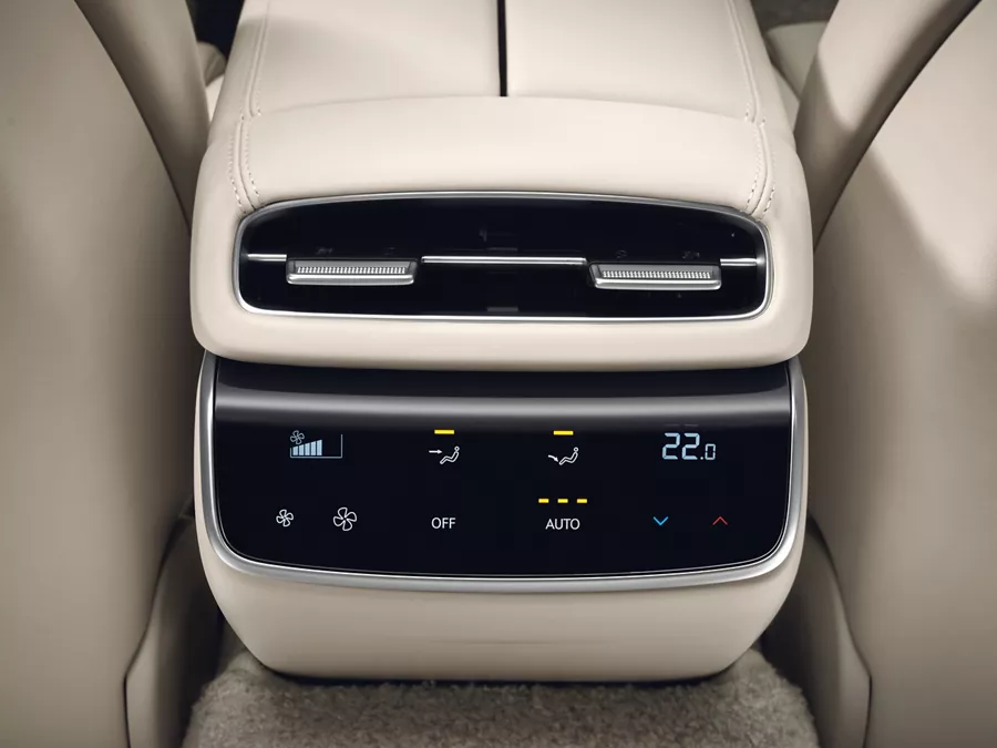 2027 G80