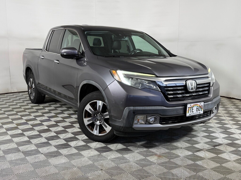 2019 Honda Ridgeline RTL-E photo 2