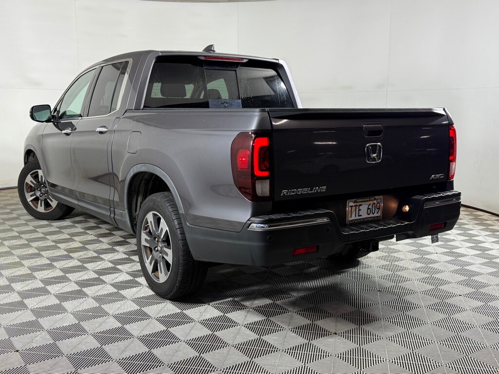 2019 Honda Ridgeline RTL-E photo 3