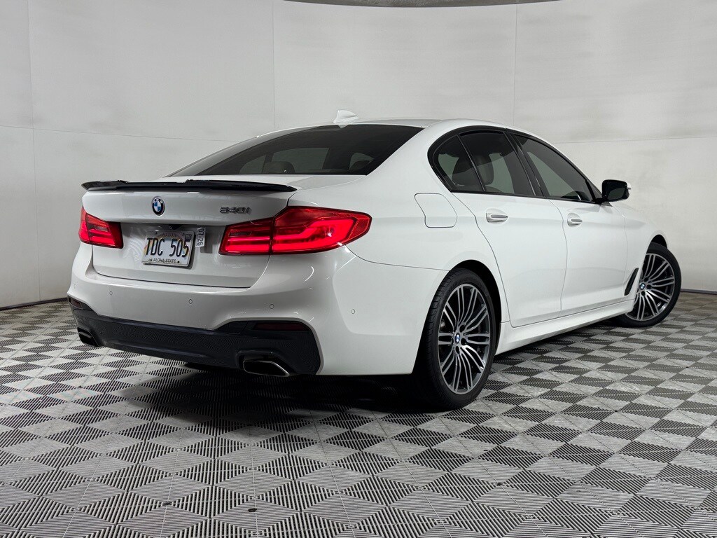 2017 Bmw 540i photo 2