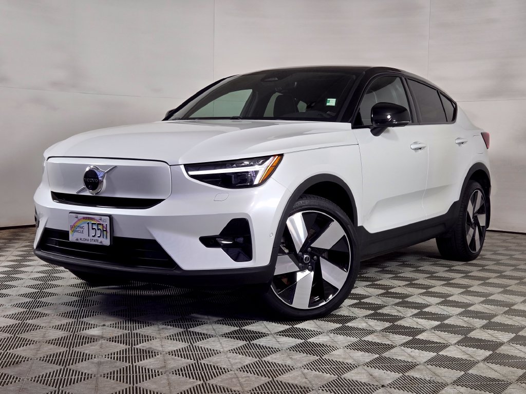 2022 Volvo C40