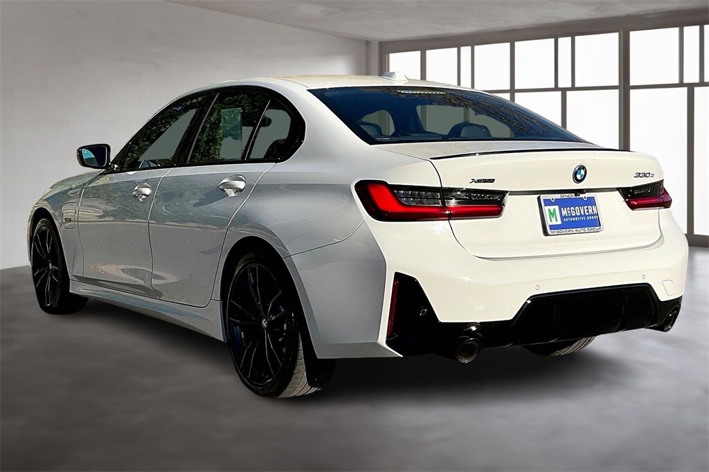 2023 Bmw 330e xDrive photo 4