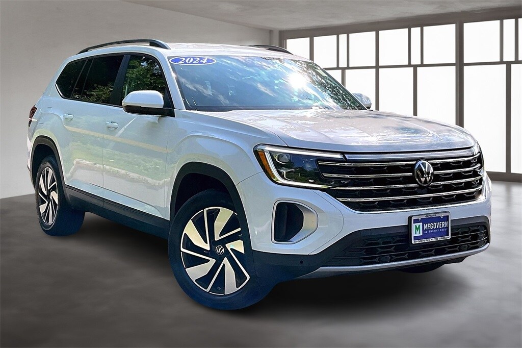 2024 Volkswagen Atlas SE Technology photo 3
