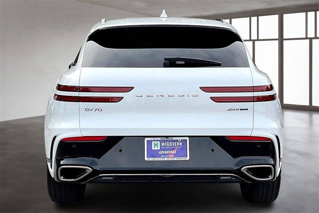 2026 Genesis GV70 3.5T Sport Prestige photo 3