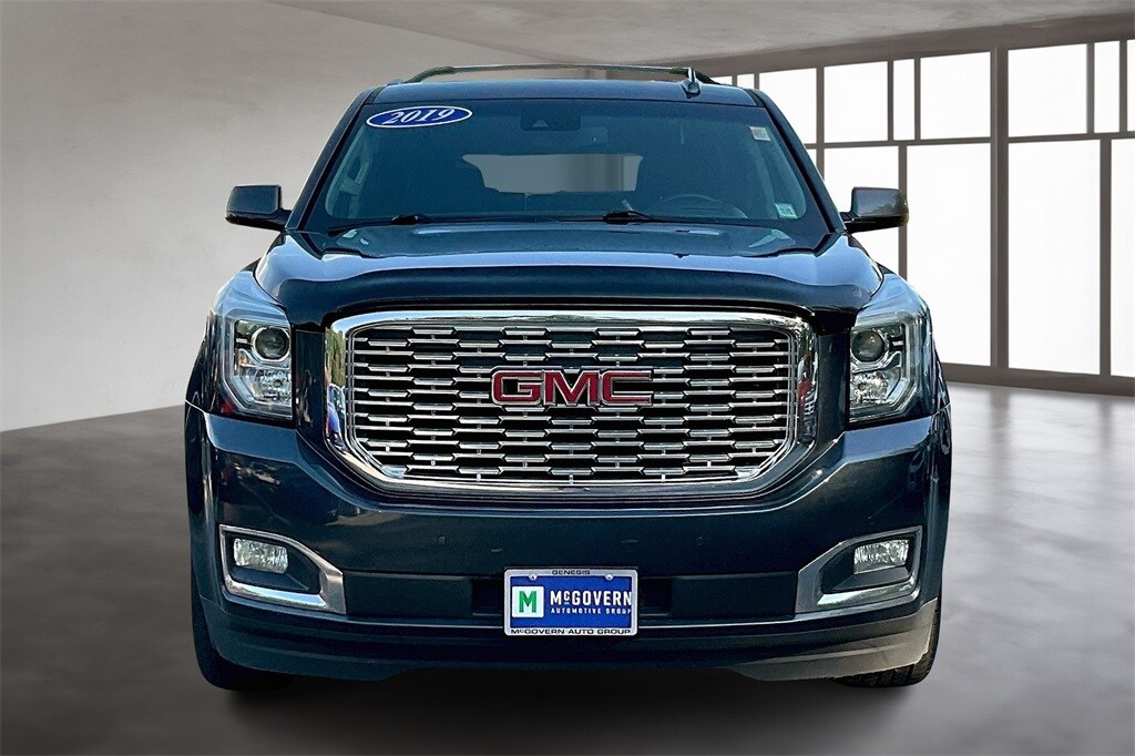 2019 Gmc Yukon Denali photo 2