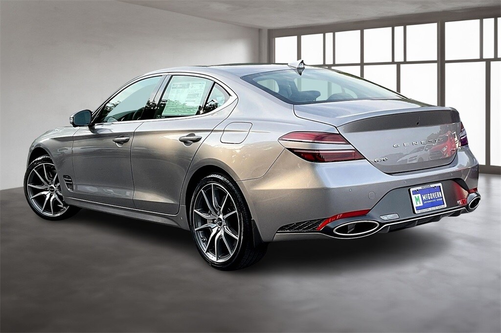 2026 Genesis G70 2.5T Prestige AWD photo 3