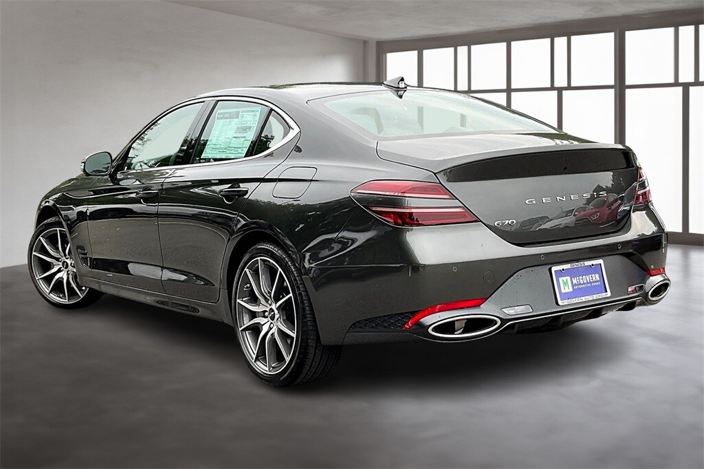 2026 Genesis G70 2.5T Prestige AWD photo 3