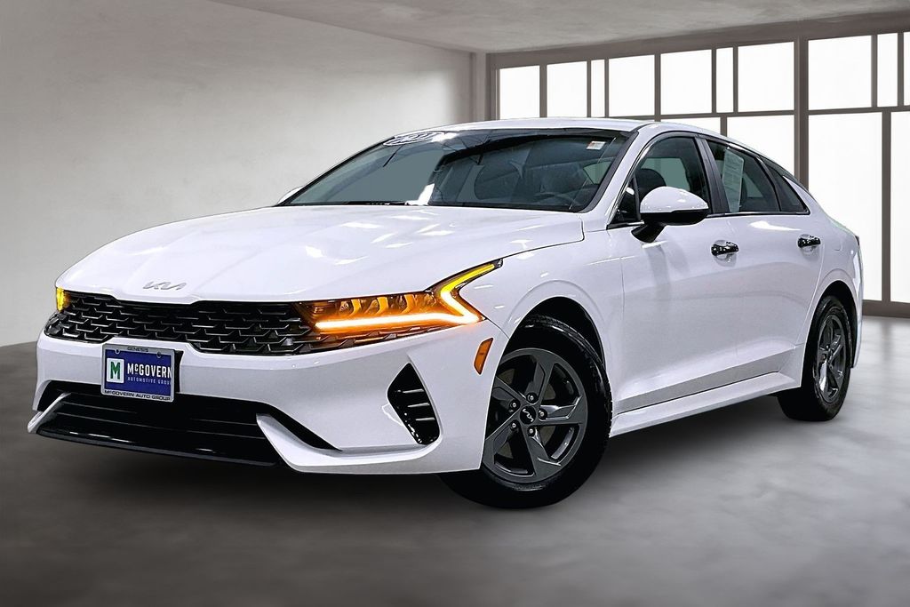 2022 Kia Optima LXS FWD's photo