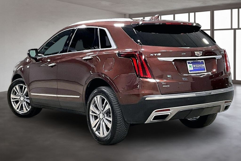 Used 2022 CADILLAC XT5 Premium Luxury SUV