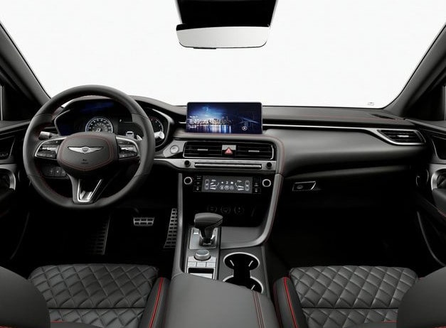  Genesis G70 interior and technology