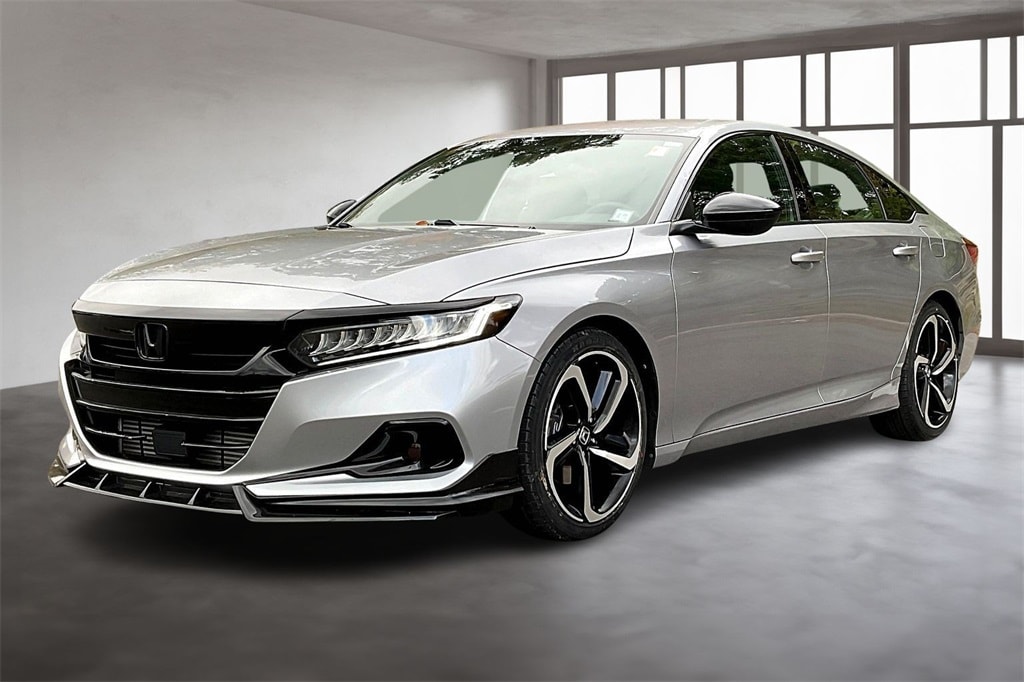 2022 Honda Accord Sport's photo