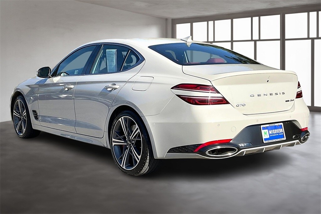 2025 Genesis G70 Advanced 3.3T Sport Prestige photo 4