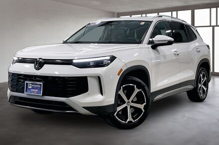 2025 Volkswagen Tiguan 2.0T SE SUV
