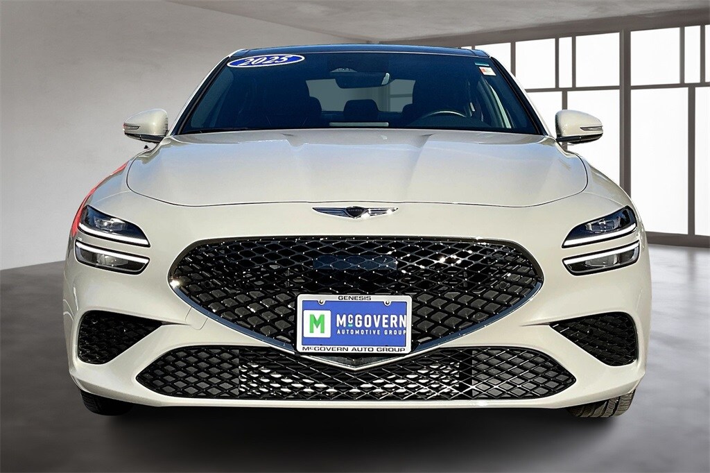 2025 Genesis G70 Advanced 3.3T Sport Prestige photo 2