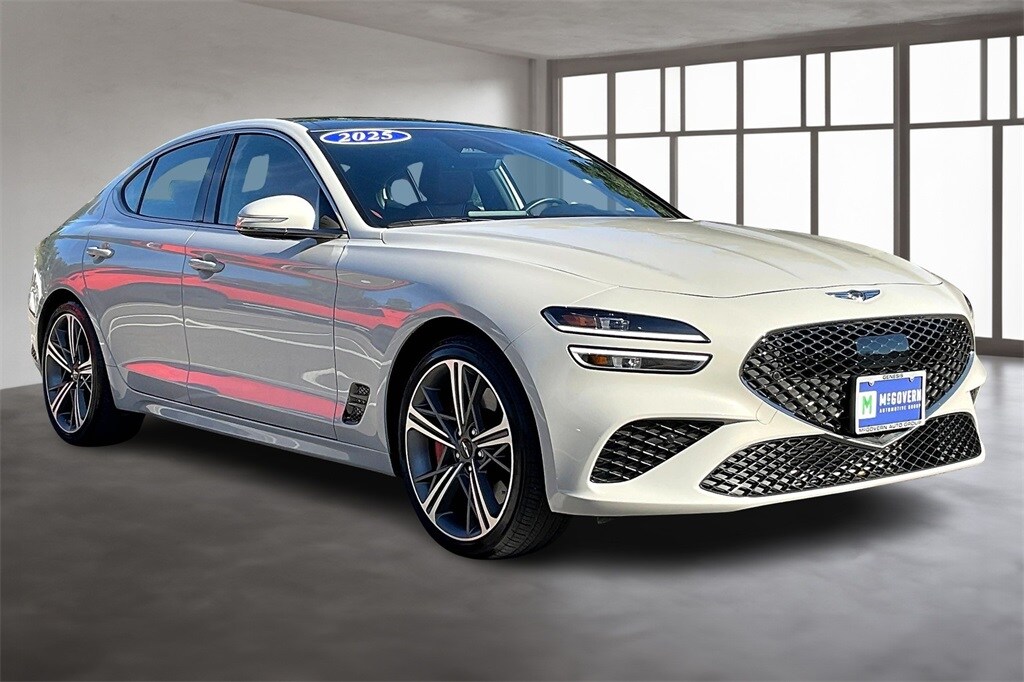 2025 Genesis G70 Advanced 3.3T Sport Prestige photo 3