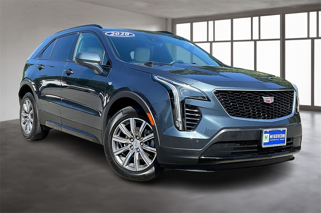 2020 Cadillac XT4 Sport photo 3