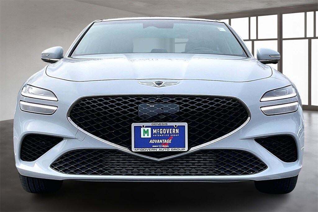 2023 Genesis G70 Advanced 3.3T Sport Prestige photo 2